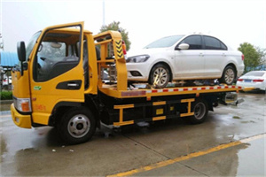 玉龙附近拖车救援24小时服务热线